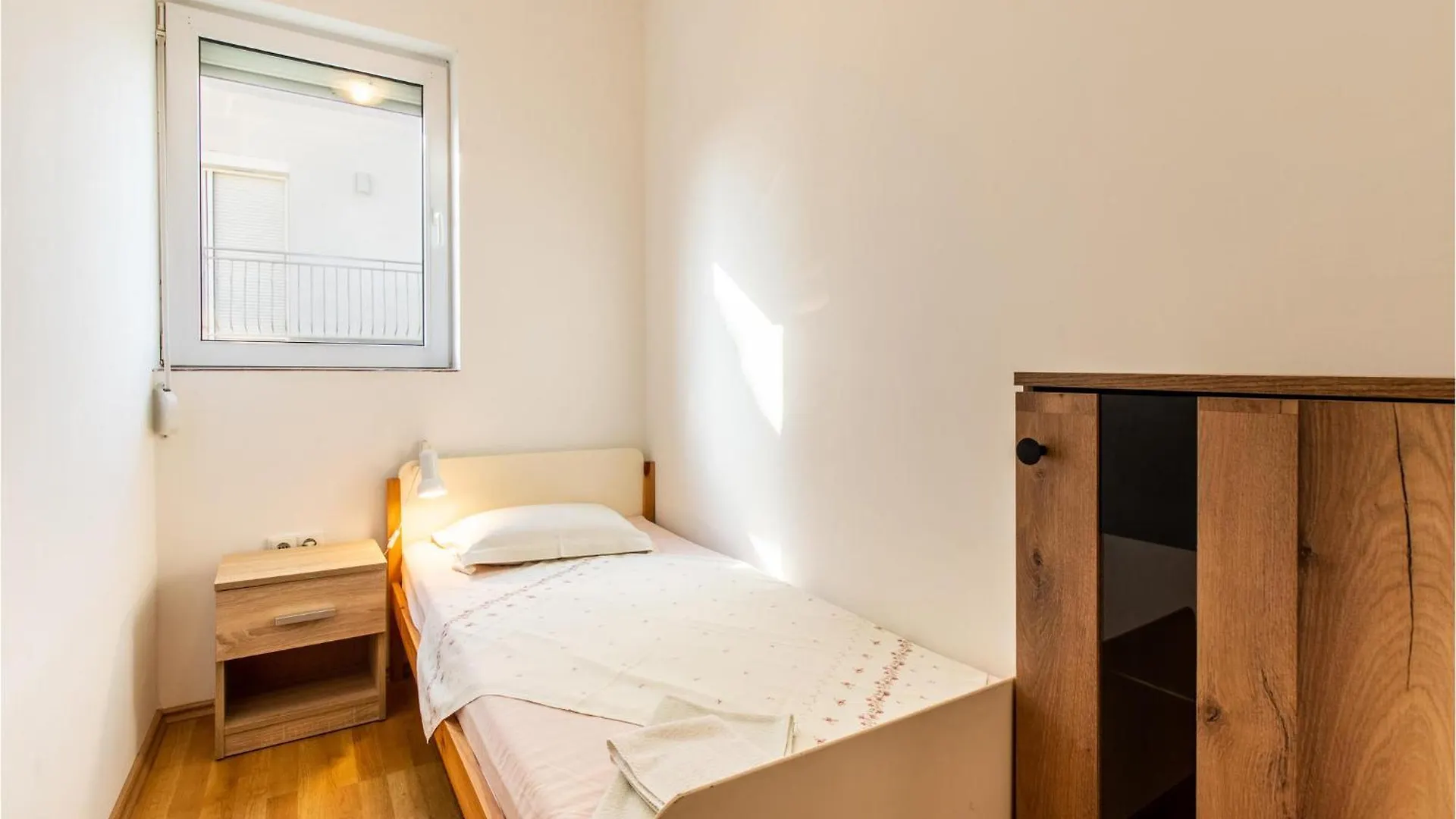 Lovely Apartment In Sveti Petar Na Moru With Wifi